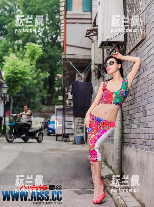 AISS爱丝(钻石版) - 松果儿的钻石特辑，原图太打动人心，资源感满满，我可真想知道她怎么做到的。