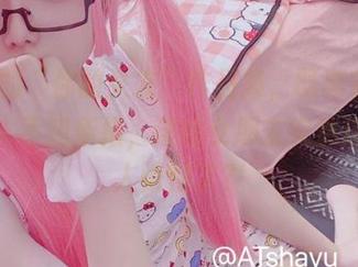 AT鲨的“你的女友”作品集，既真实又有点让人不知所措，谁的女朋友突然这么让人惊艳了？