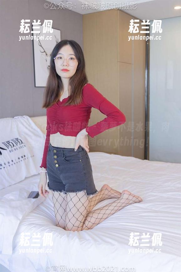 BoBoSocks袜啵啵-菠萝 BoBoSocks袜啵啵 - 菠萝不是水果,肉丝才是真谛:原图evrything!
