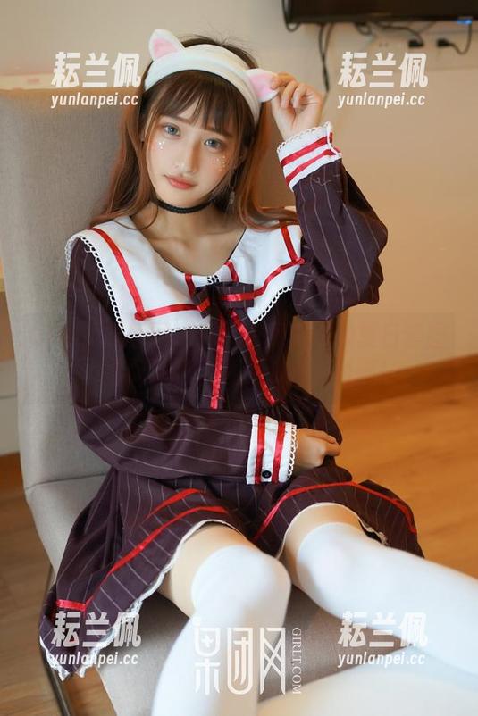 GIRLT果团网 - little贝壳喵的夏日套图：免费尝鲜，晒晒你的身材吧！