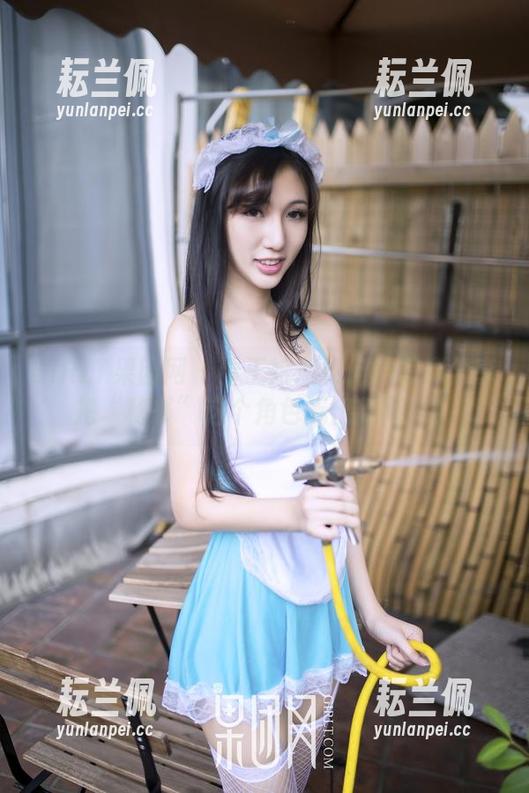 GIRLT果团网 - 看王婉悠如何用写真分享把“秘书”这个角色玩出新高度！