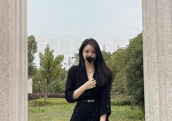 微密圈 – 最新黑丝户外上架，July芝岚又来撩心了，心里想，这图拍得可真好。