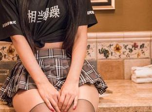 TouTiao头条女神 – 苏子淇最新女神写真集，连我都想扑上去问个好！