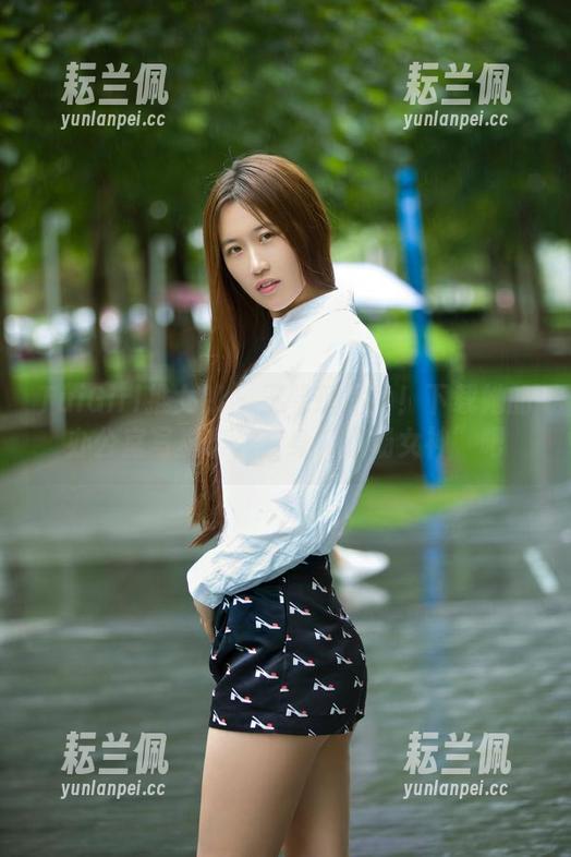 TuiGirl推女郎-王馨瑶 TuiGirl推女郎 - 王馨瑶届け!下载她的办公室写真集,变身“职场女神”吧
