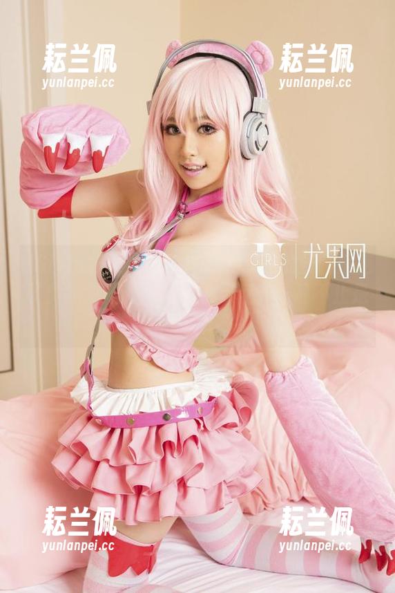 UGirls尤果网 - 杰克被尤菲儿的长腿惊艳了：绝对是套图里的小天使！作品不止是腿哦！