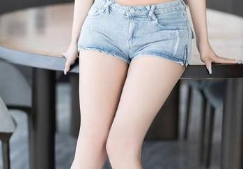 XIAOYU语画界 – 有没有人跟我一样，想下载徐莉芝的粉色合集？真心说这色调有点上头