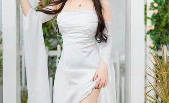 Xiuren秀人网 – Zoe柚柚的美腿写真，不小心变成了你的新年福利清单