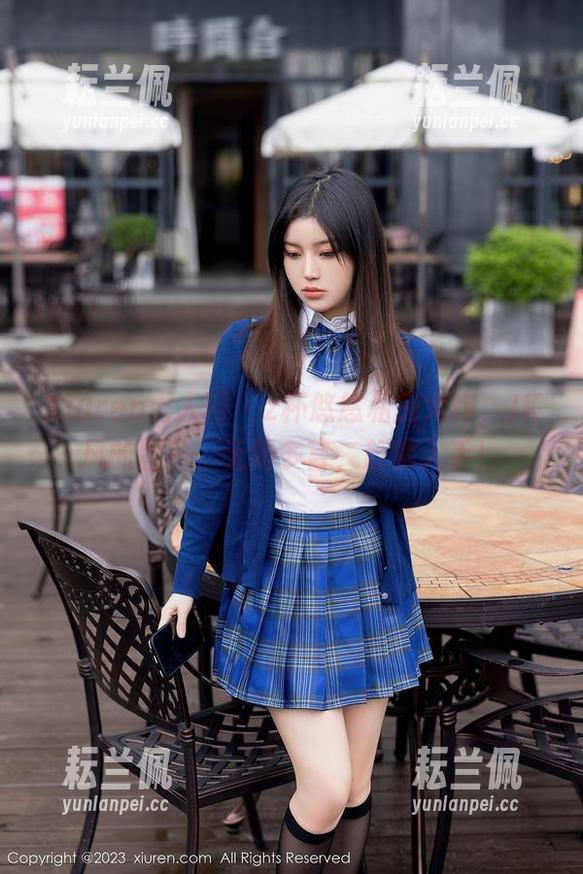 Xiuren秀人网 - z杯悠悠私房大作，JK风的图片，无需多言，赶紧入手！