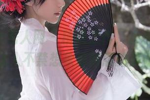 Xiuren秀人网 – 精选之作，水水姐的美图让人不禁想象那随意的美好。