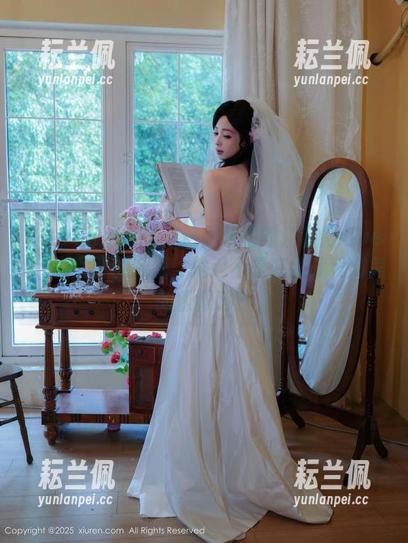 Xiuren秀人网 - 这图包里的江淑影river，兔女郎的妩媚，她这不是在挑战我对美的极限吗？