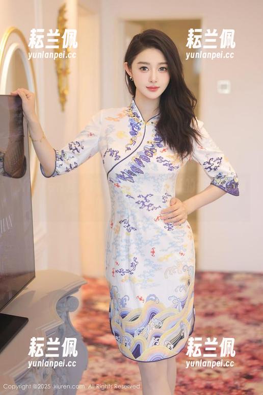 Xiuren秀人网-蕊蕊ruirui Xiuren秀人网 - 蕊蕊ruirui的修女写真集:清纯与叛逆的边缘