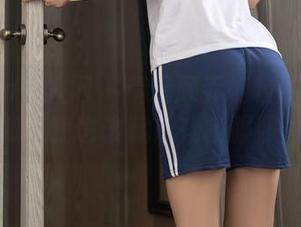 Xiuren秀人网 – 精选顾乔楠校服图集！早知道我也该藏点儿校服照片。