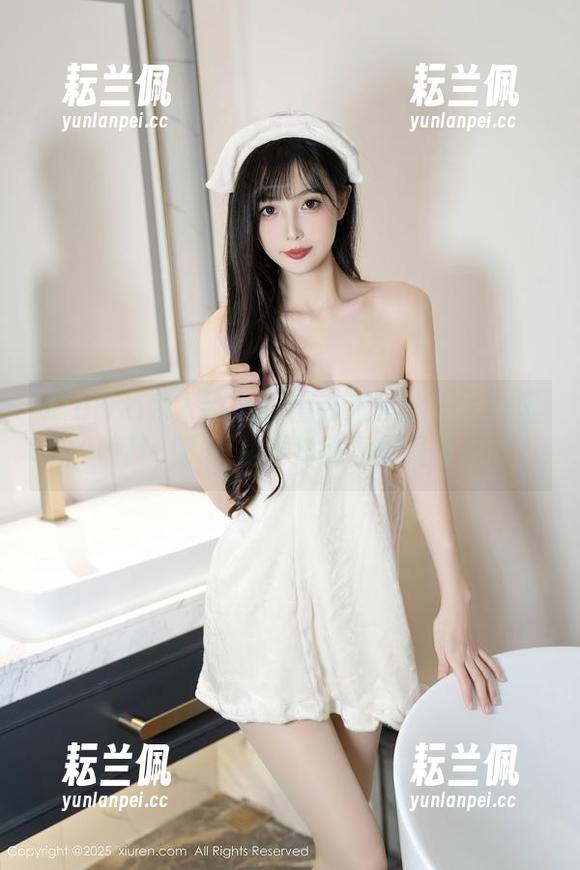 Xiuren秀人网 - 香澄在东京这组女友风格的照片，难道是要勾引我们误会什么？
