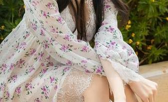 YouMi尤蜜荟 – 是小逗逗推出的油亮资源，对比之前的怎么就这么不一样呢？