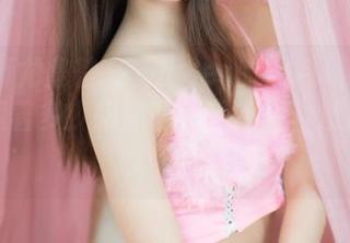 YouMi尤蜜荟 – 玥儿玥er的黑色私拍：原图里藏着多少暗藏的魅惑？对，没说完的想法。