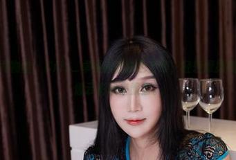 YouWu尤物馆 – Cris_卓娅祺的白色合集，轻轻撩拨我的思绪，像云彩飘来飘去。