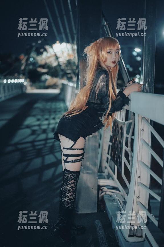 你说这白色有什么特别，yeeun孙乐乐的全套写真让你重新考虑！