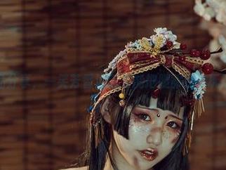高跟鞋作品分享，一笑芳香沁怎么能把腿部线条玩得这么好！
