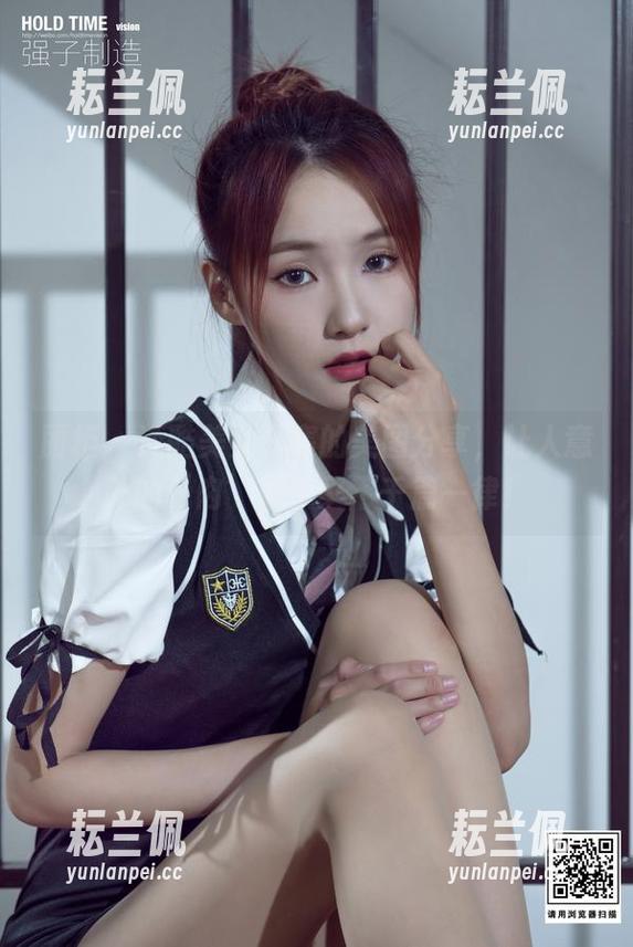 丽柜-语寒 丽柜 - 冷酷美女语寒的美图分享,让人意外的‘肉’似乎又不千篇一律!