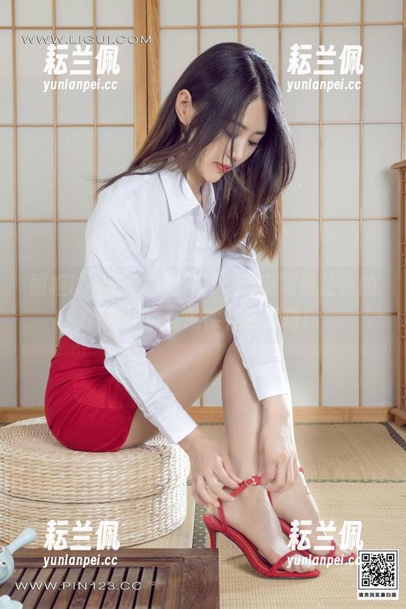 丽柜ligui - 小智贤：双生花写真让你的花季比小区的樱花还要嗨！