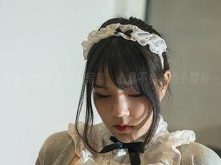 看今汐的全套夏日写真，心里不免有点小期待…