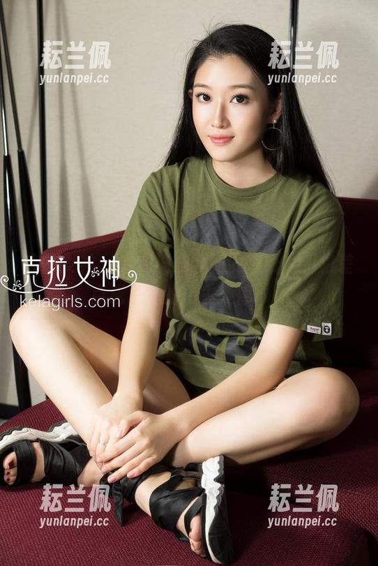 克拉女神 - 看完珊珊学姐的壁纸，手机差点成了我的‘主旋律’！