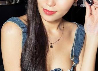 克拉女神 – 黑白静宜，怎么把全套弄得这么特别的？