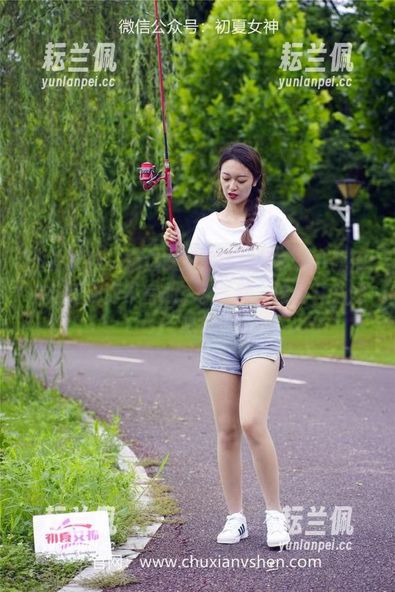 初夏女神 - 精选安妮的学姐写真集，我们在这里秘而不宣的。。。额，该说什么好呢？