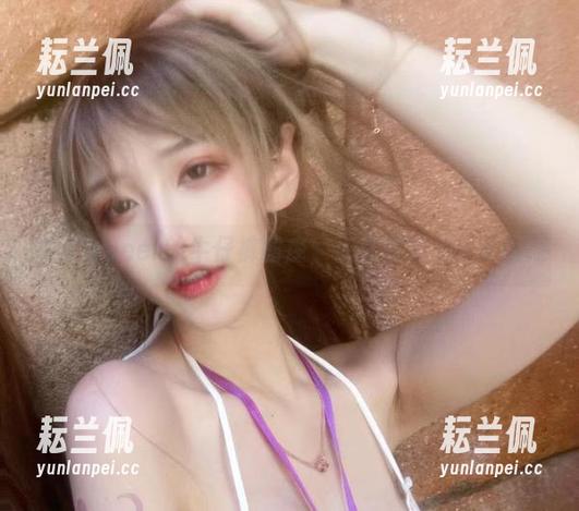啾小妍Deer的牛仔裤图库，让你发现不止是百搭