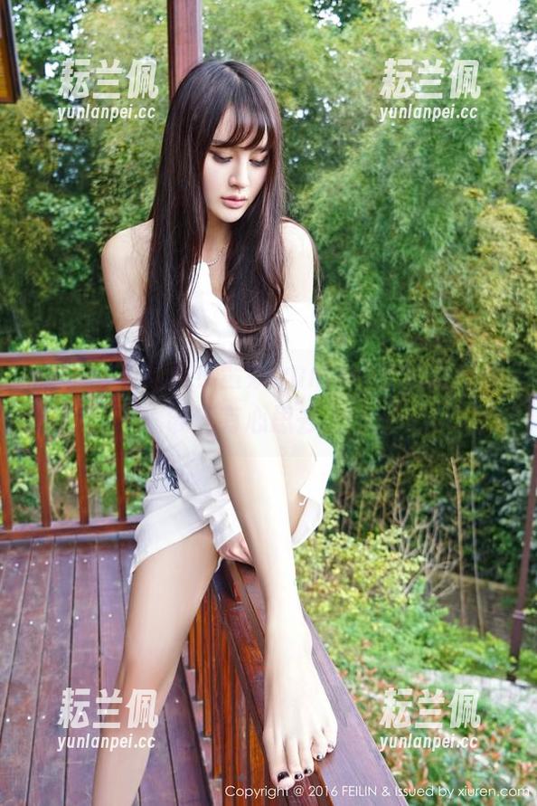 嗲囡囡 - 下载小蛮妖yummy的校服美照，谁还有心思去上学？