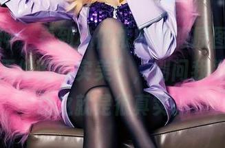 头条女神 – 看到林依依的校服原图，竟然有种“无修的真实美”，别问我为什么，总之就是很真实。