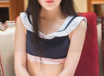 头条女神 – 查莉娅的全套连衣裙写真：这搭配连我都想试试！
