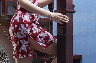 头条女神 – 看琳琳的粉色私拍图片，哎呀，这种色调让人难以抗拒，别有一番风味！