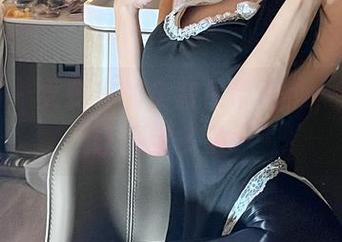 微密圈 – 女刺客的全套吊带背心，原图真让人想多了…