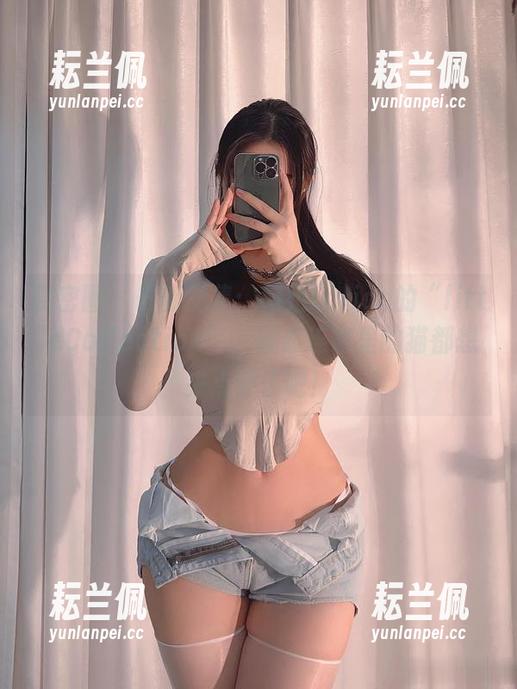 微密圈 - 最新图集：姐姐Lalion的“littleCollection”，想必连家里的猫都想来点评了吧！