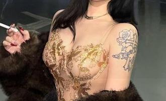 微密圈 – 小优优子的套图：这个“妹妹”看了让人无可奈何