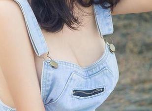 尤果网爱尤物 – 陶欣儿双人作品，谁会想到这原图竟带着那么一点小小互动啊。