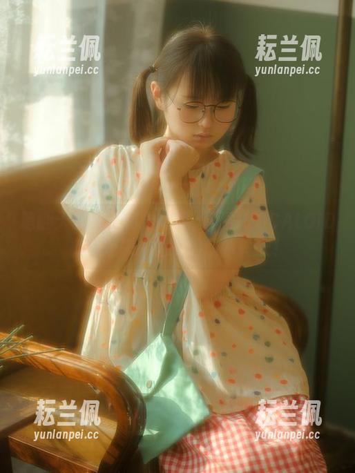 萌翻天的兔子利益冲突：下载VOCALOID初音未来视角下的幼水铃衣！