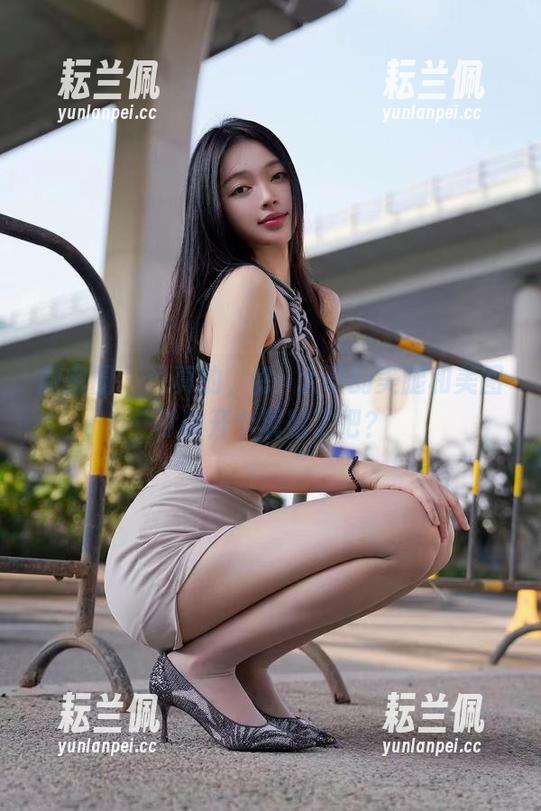 微密圈 - 说真的，徐珺大哥的美腿和美图可以开个展览了吧？