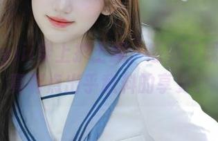 看怡子yiii穿上护士服，感觉下载这组写真有点出乎意料的享受。