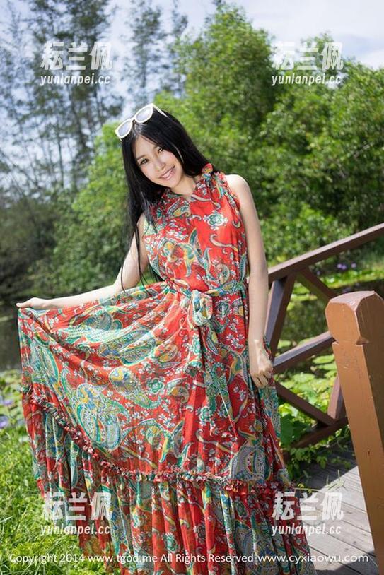推女神 - 安沛蕾的吊带：你绝对没见过的疑惑与同款合集