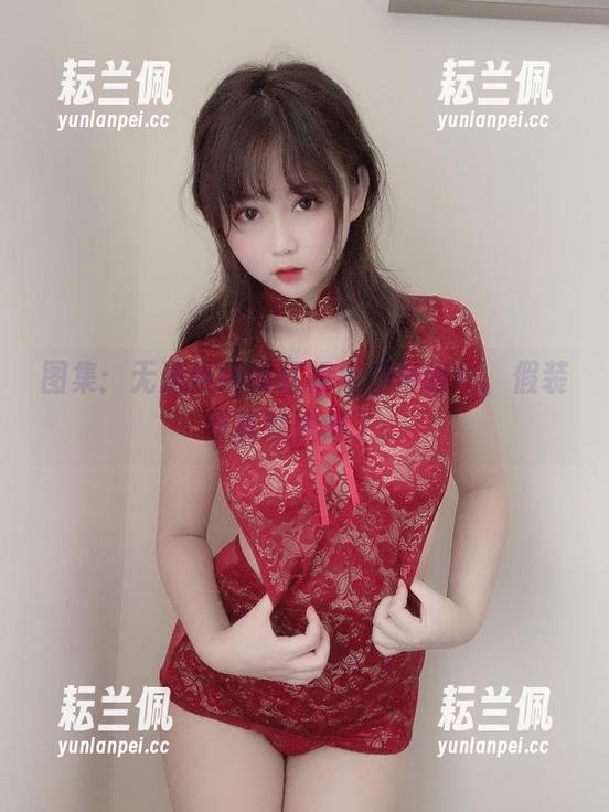 图集：无法拒绝的红裙与是依酱吖，假装不喜欢太难了。