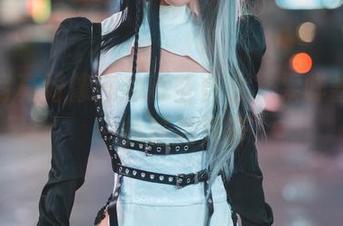 黑白写真好像在隐藏些什么，果咩酱你这一机脑洞真开