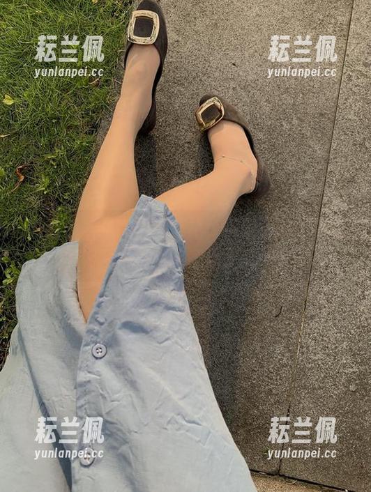 微密圈 - 这一季的红裙，桃脱了的定制图集太够意思了