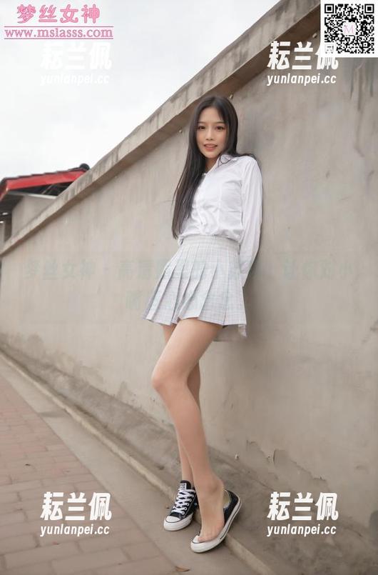 梦丝女神 - 高清照里的小苏琪，让你对小嘴唇心心念念。