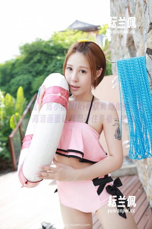 模范学院 - 陈小诺Niki很认真地做着“女孩”，高清画面让我忍不住多看一会儿。