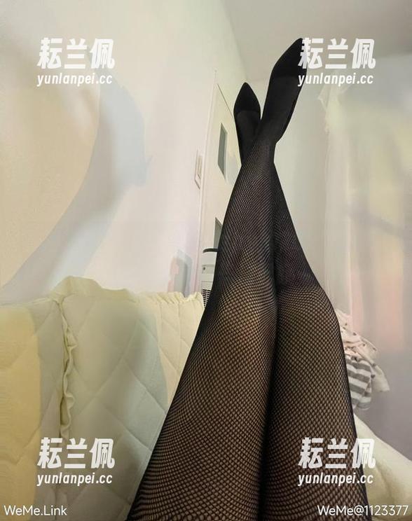 海豚baby 微密圈 - 别错过海豚baby的2022套图,下载后悔可要怪自己哦~