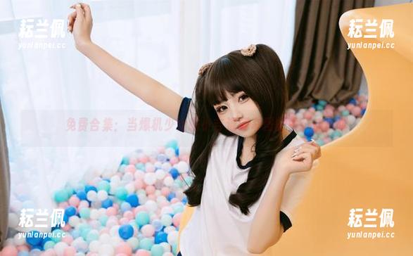 爆机少女喵小吉 免费合集:当爆机少女喵小吉遇到奇怪的古玩店玩偶