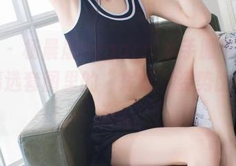 爱蜜社 – 杨晨晨sugar：水手服可以这么穿！精选套图里的“挥帆”姿势比风还自在。
