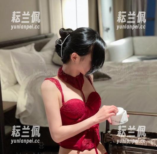 微密圈 - 免费照片来啦！牛奶里的果汁带你見识她的妹妹——看了只想买奶茶！